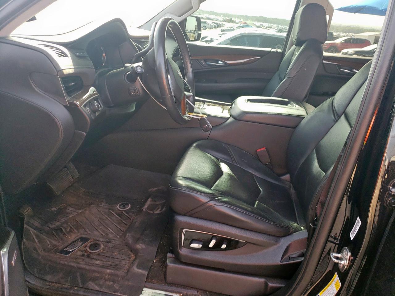 2020 Cadillac Escalade Luxury VIN: 1GYS3BKJ5LR130013 Lot: 64586755