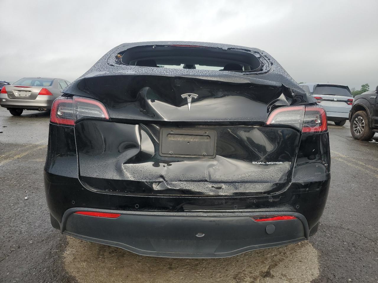 2022 Tesla Model Y VIN: 7SAYGAEE8NF364185 Lot: 63034525