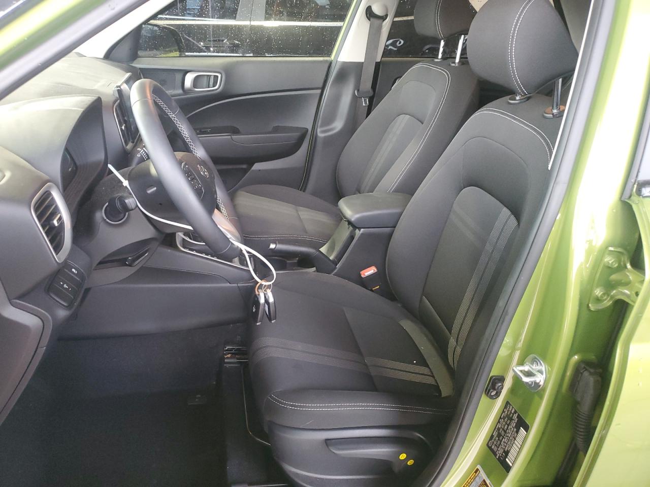 2024 Hyundai Venue Sel VIN: KMHRC8A37RU329186 Lot: 64008515