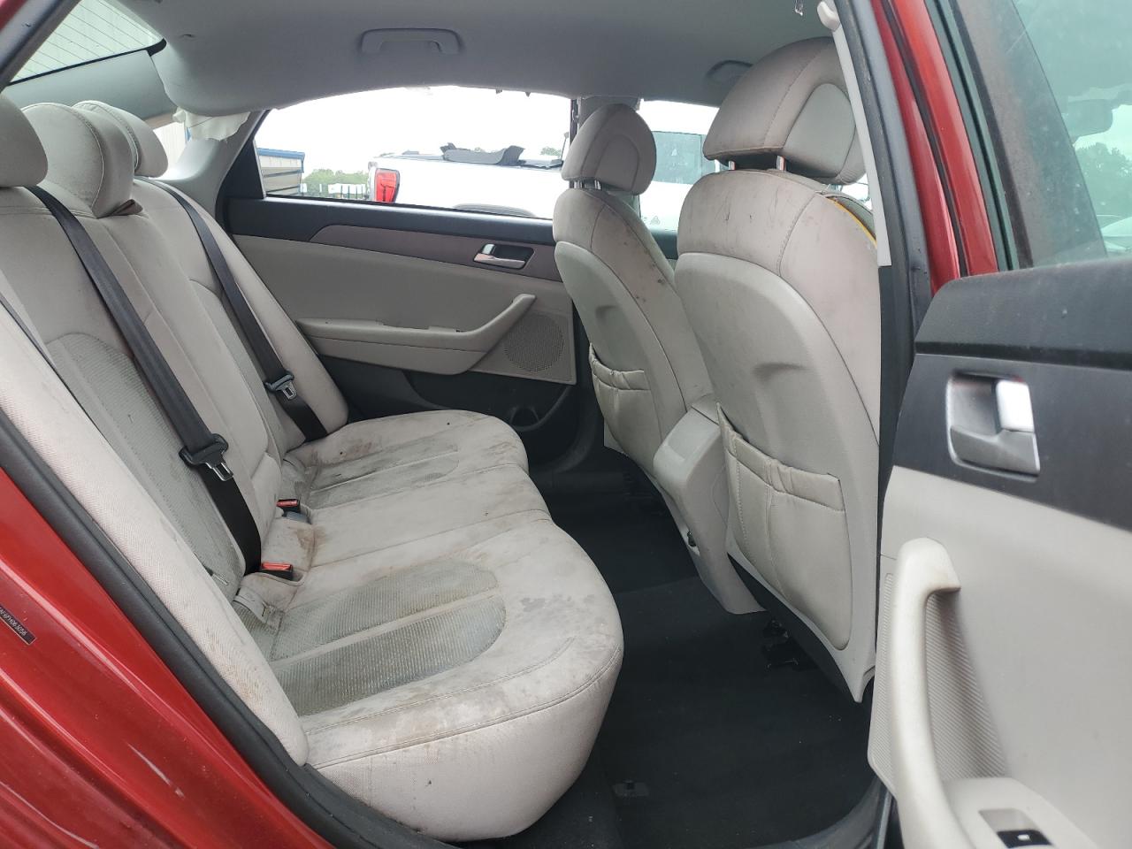 2015 Hyundai Sonata Se VIN: 5NPE24AF6FH063058 Lot: 65629905