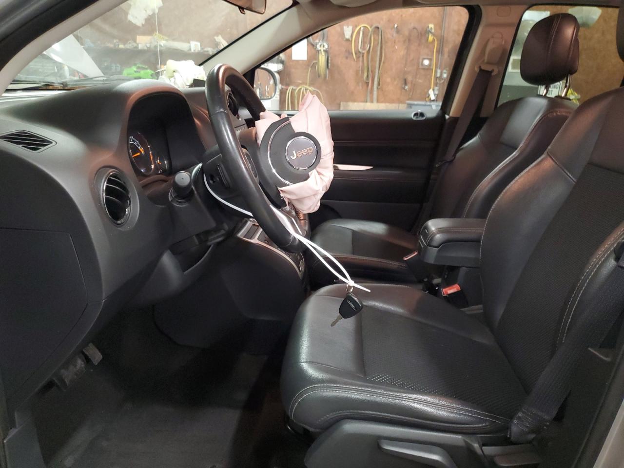 2015 Jeep Compass Latitude VIN: 1C4NJDEB8FD232108 Lot: 64262515