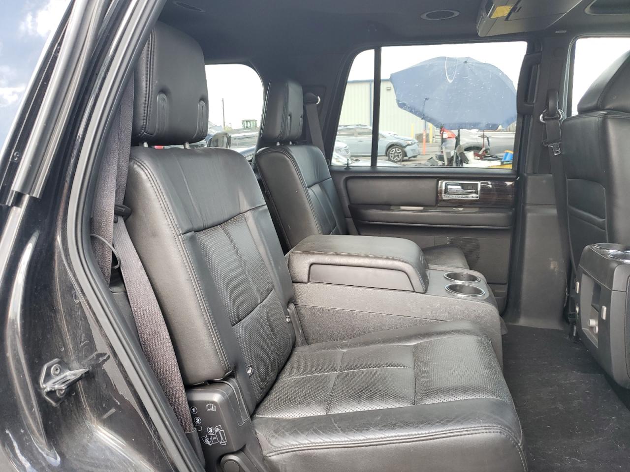 2010 Lincoln Navigator VIN: 5LMJJ2H56AEJ00646 Lot: 63120115