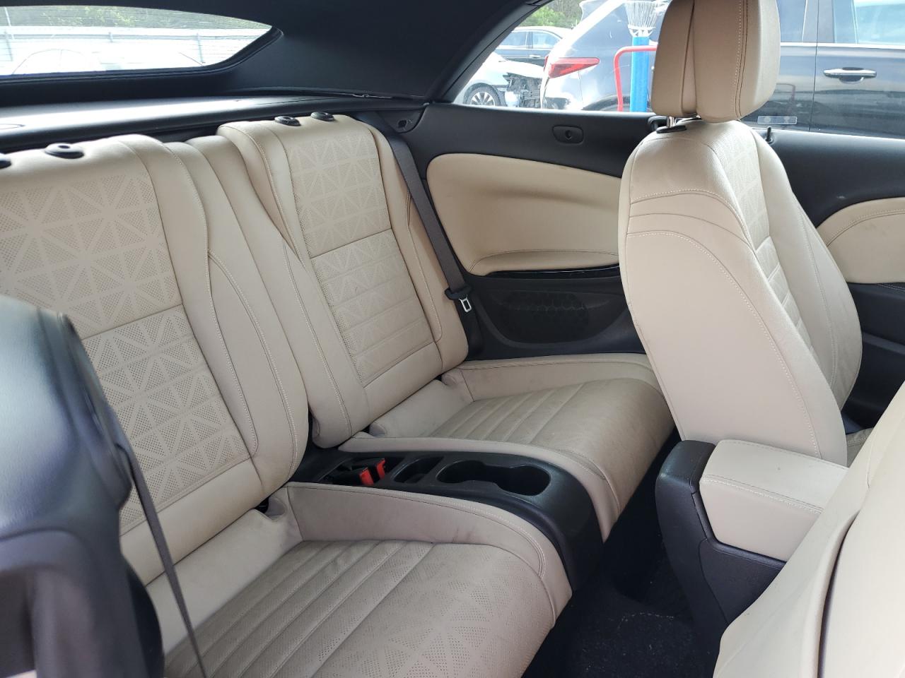 2019 Buick Cascada Premium VIN: W04WH3N52KG300216 Lot: 63323745
