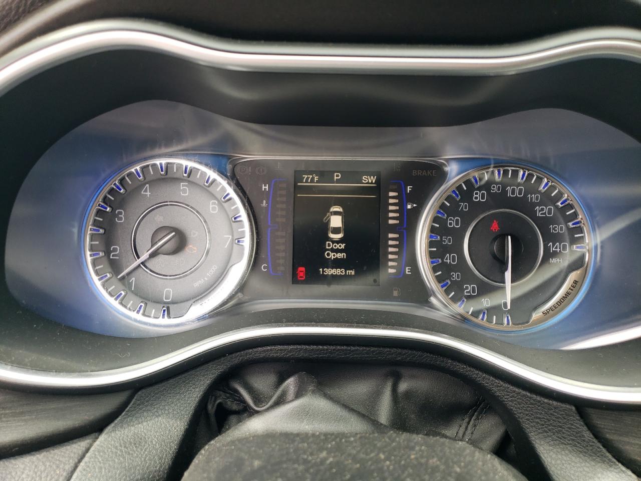 2015 Chrysler 200 Limited VIN: 1C3CCCAB4FN735103 Lot: 65362245