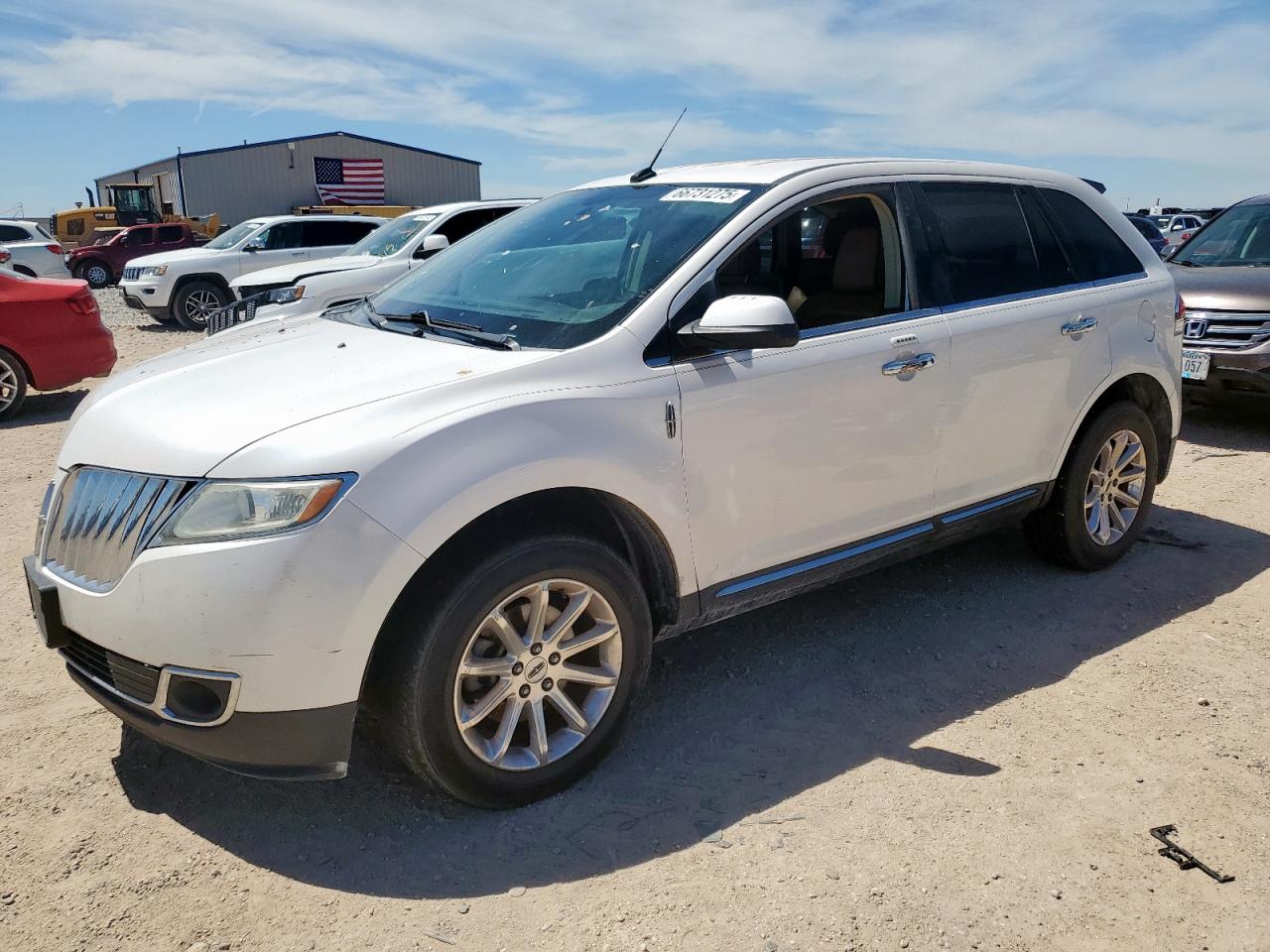 2011 Lincoln Mkx white null gas 2LMDJ6JK9BBJ34640 photo #1