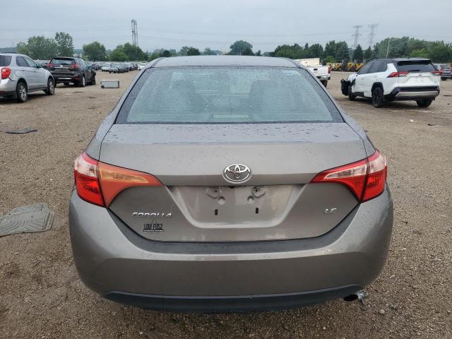  TOYOTA COROLLA 2018 Brązowy