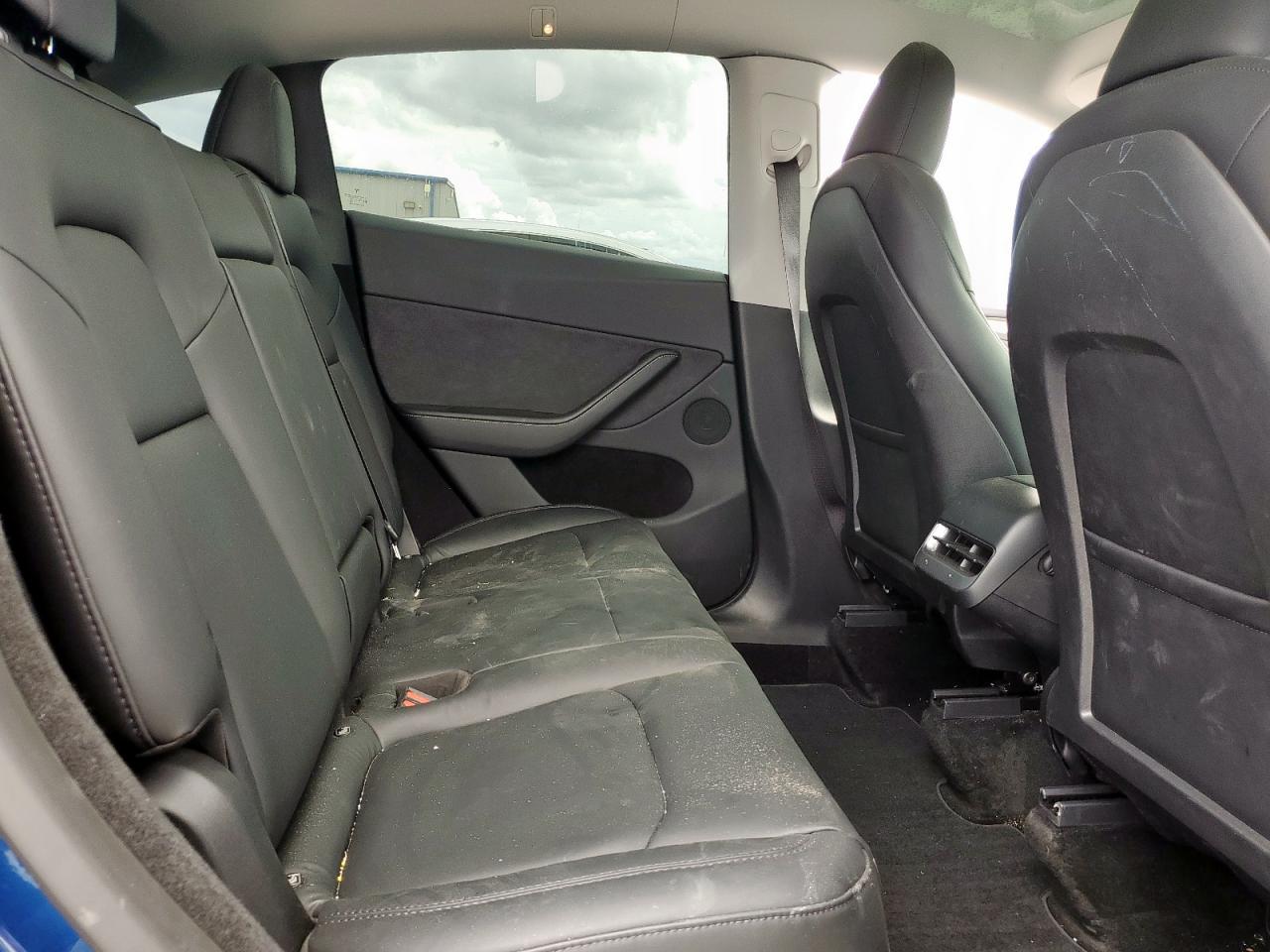 2023 Tesla Model Y VIN: 7SAYGDEE3PA167684 Lot: 63126885