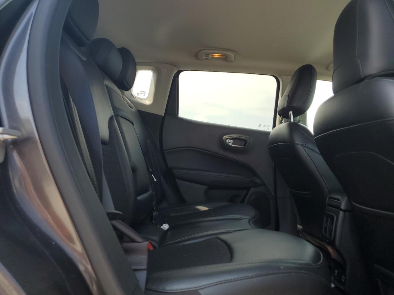 2019 Jeep Compass Latitude VIN: 3C4NJDBB0KT846871 Lot: 64967315