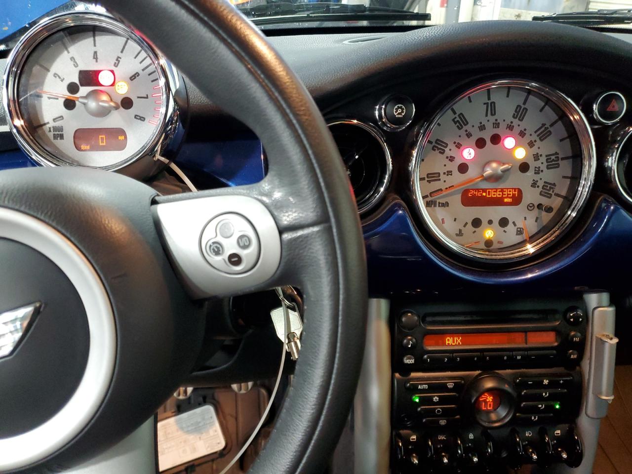 2007 Mini Cooper S VIN: WMWRH33507TJ44369 Lot: 67180695