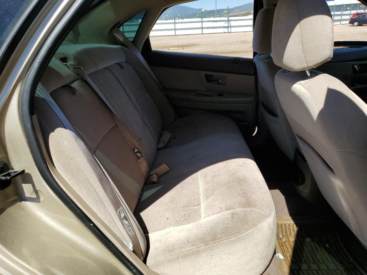 2000 Ford Taurus Ses VIN: 1FAFP55U9YG255981 Lot: 63405525