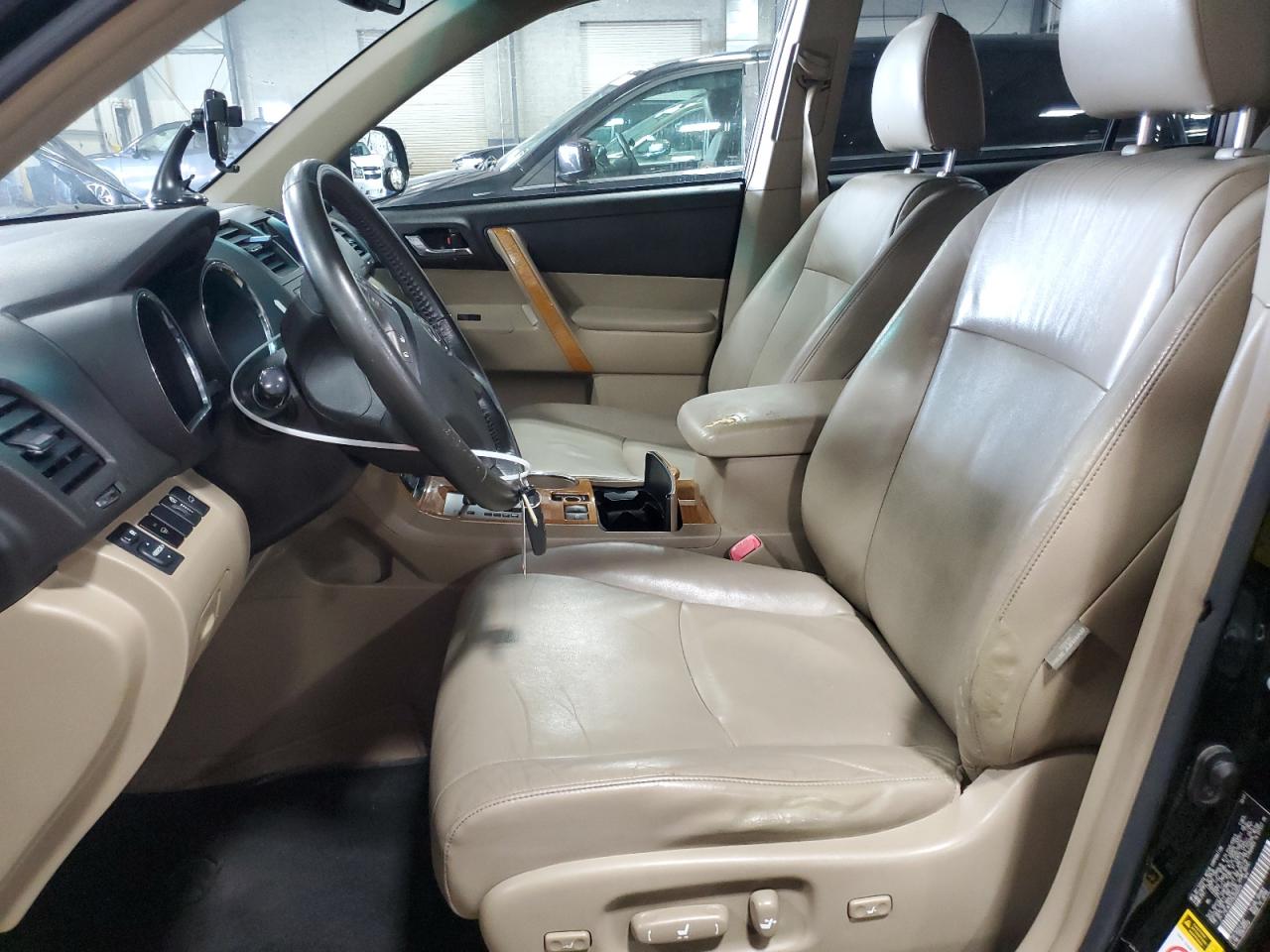 2010 Toyota Highlander Hybrid Limited VIN: JTEJW3EH7A2040015 Lot: 65994305