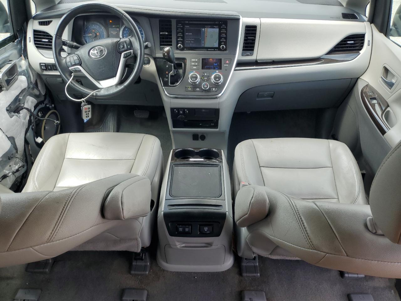 2018 Toyota Sienna Xle VIN: 5TDDZ3DCXJS198923 Lot: 62582465
