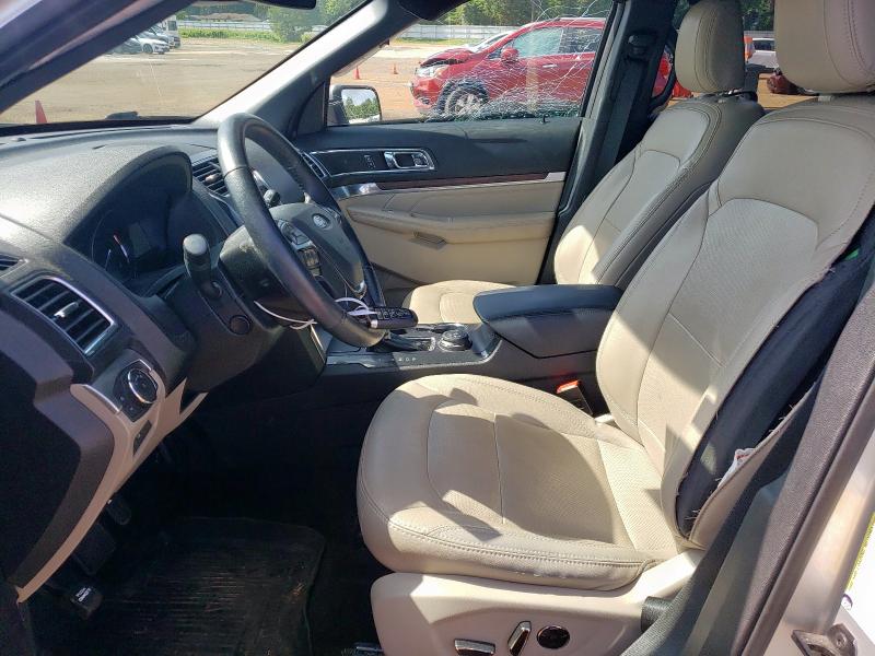  FORD EXPLORER 2018 Silver