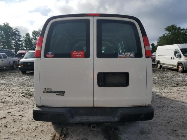  CHEVROLET EXPRESS 2015 Biały