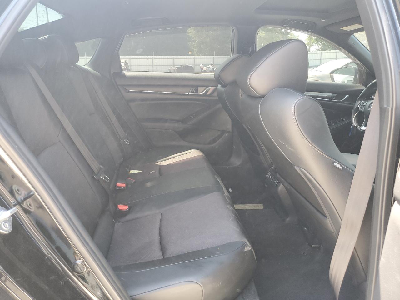 2022 Honda Accord Sport VIN: 1HGCV2F34NA015387 Lot: 63590925