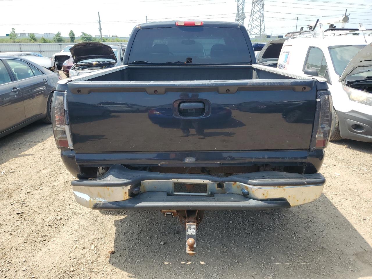 2003 Chevrolet Silverado K1500 VIN: 1GCEK19VX3E266668 Lot: 65921045