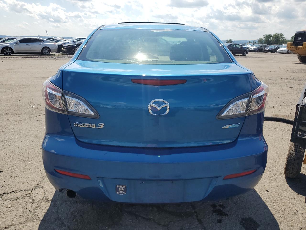 2012 Mazda 3 I VIN: JM1BL1V85C1589744 Lot: 63272435