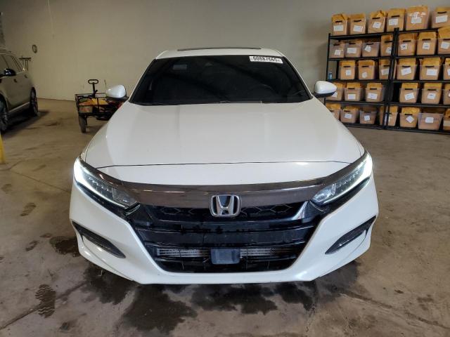  HONDA ACCORD 2018 Белы