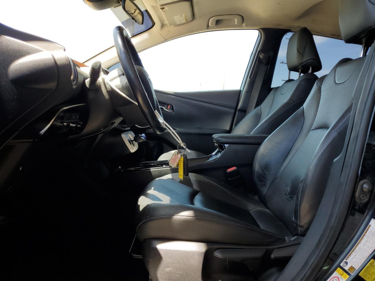 2018 Toyota Prius VIN: JTDKARFU6J3551554 Lot: 64321715
