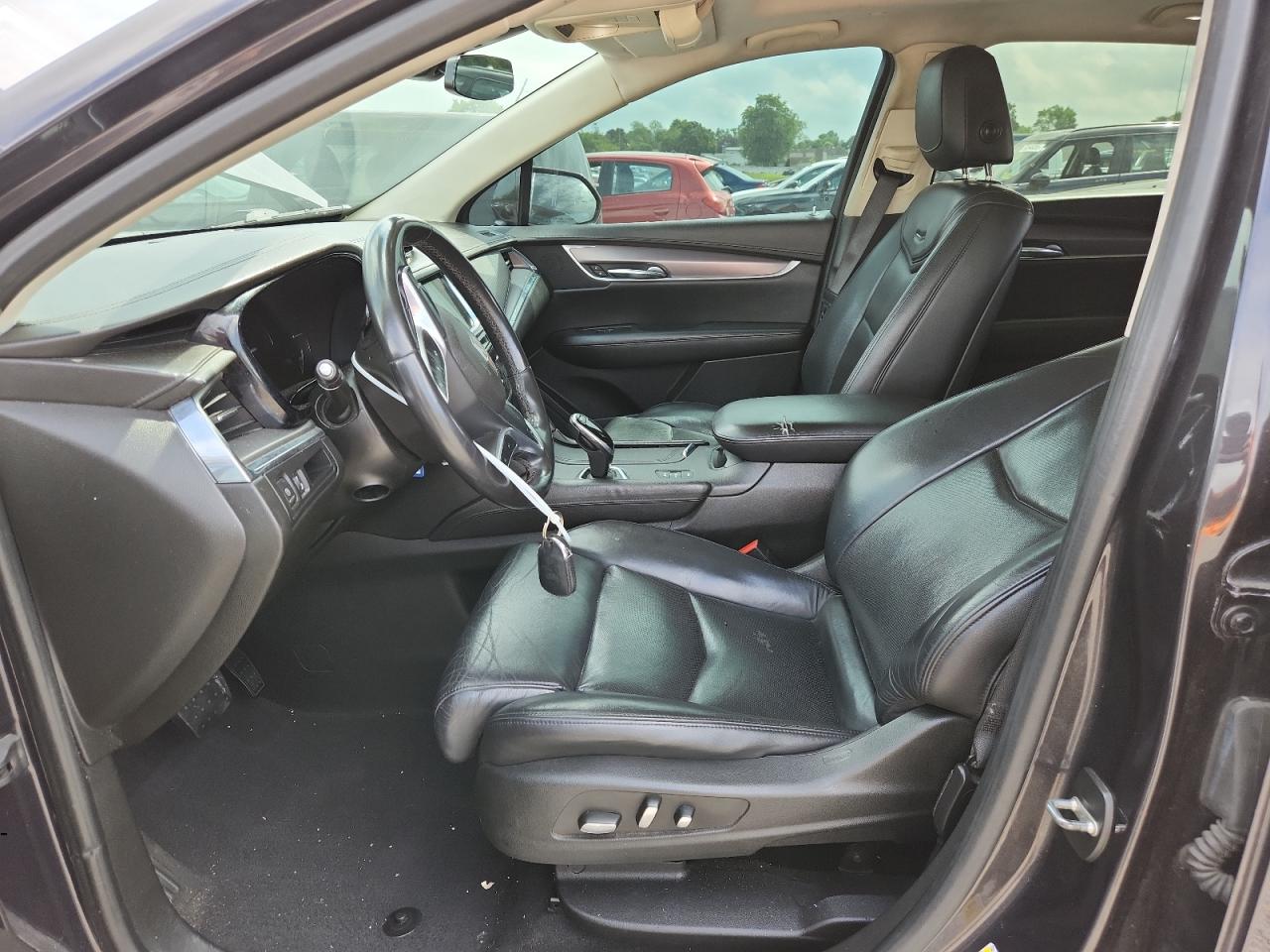 2017 Cadillac Xt5 Luxury VIN: 1GYKNDRSXHZ103904 Lot: 62452855