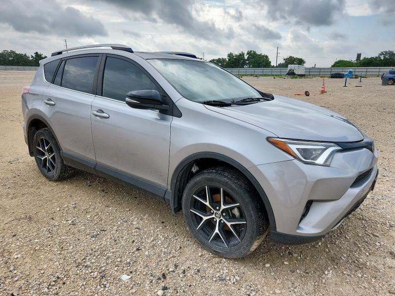  TOYOTA RAV4 2018 Серебристый