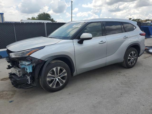 TOYOTA HIGHLANDER 2022