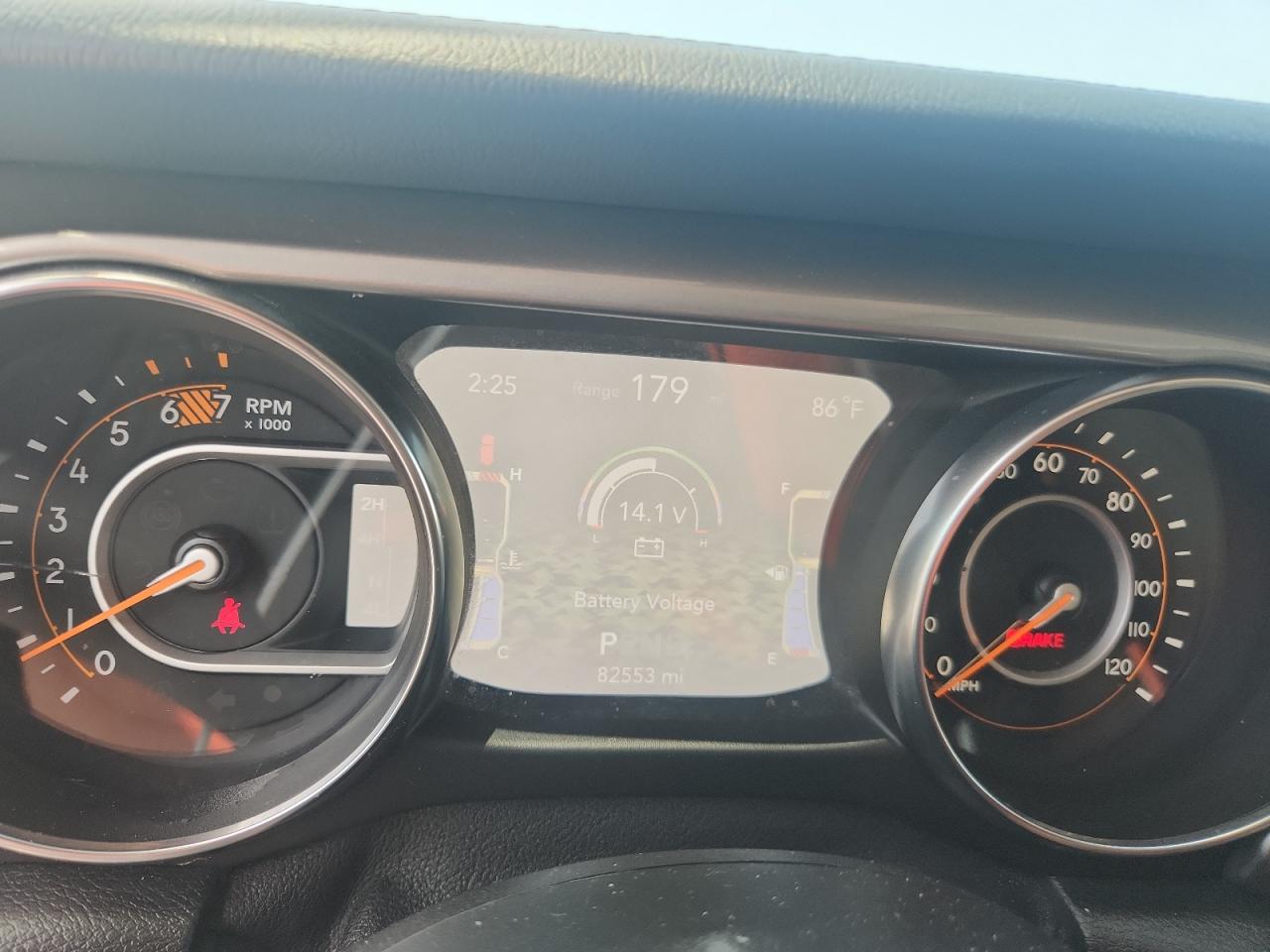 2020 Jeep Wrangler Unlimited Sahara VIN: 1C4HJXEN7LW165137 Lot: 64458345