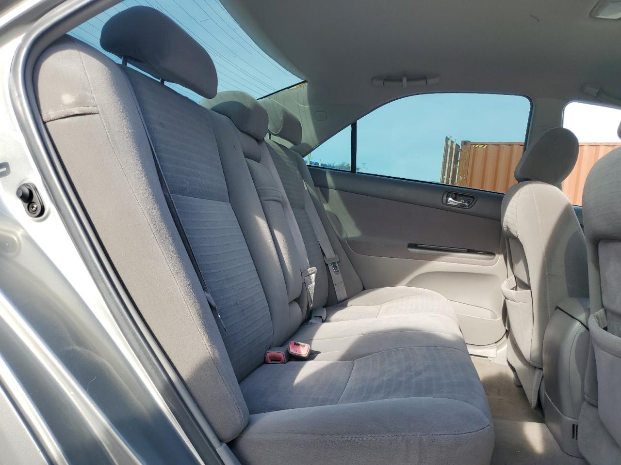 2005 Toyota Camry Le VIN: 4T1BF30K75U595032 Lot: 63815215