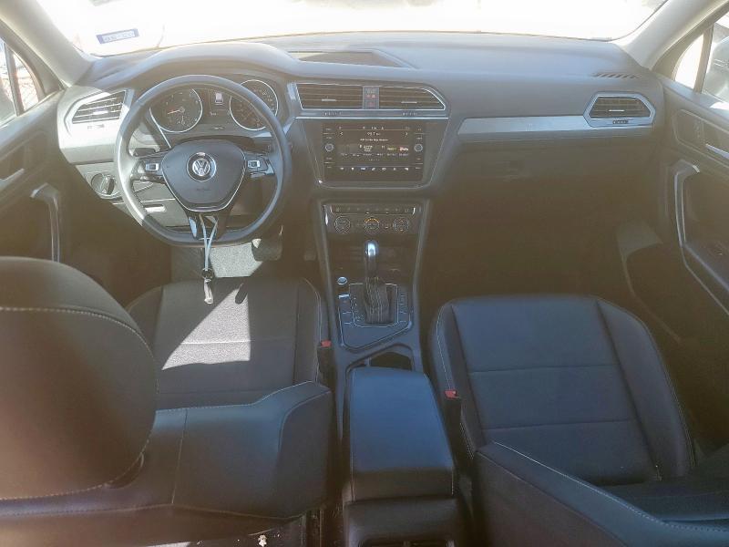  VOLKSWAGEN TIGUAN 2021 Silver