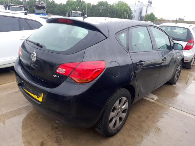 2014 VAUXHALL ASTRA DESI