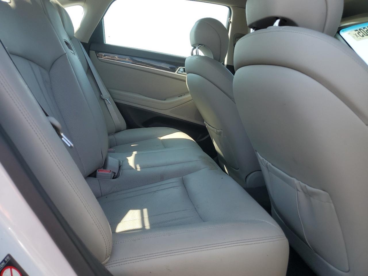 2016 Hyundai Genesis 3.8L VIN: KMHGN4JE6GU119882 Lot: 65389605