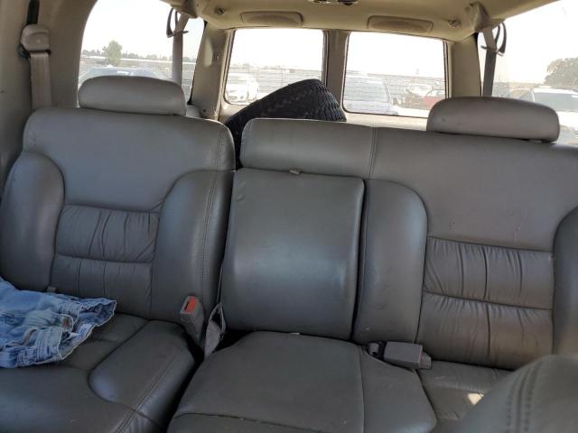 1998 GMC SUBURBAN K2500  