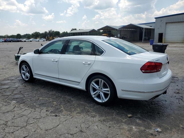  VOLKSWAGEN PASSAT 2014 Biały