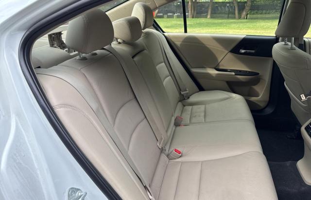 2017 HONDA ACCORD TOURING HYBRID  