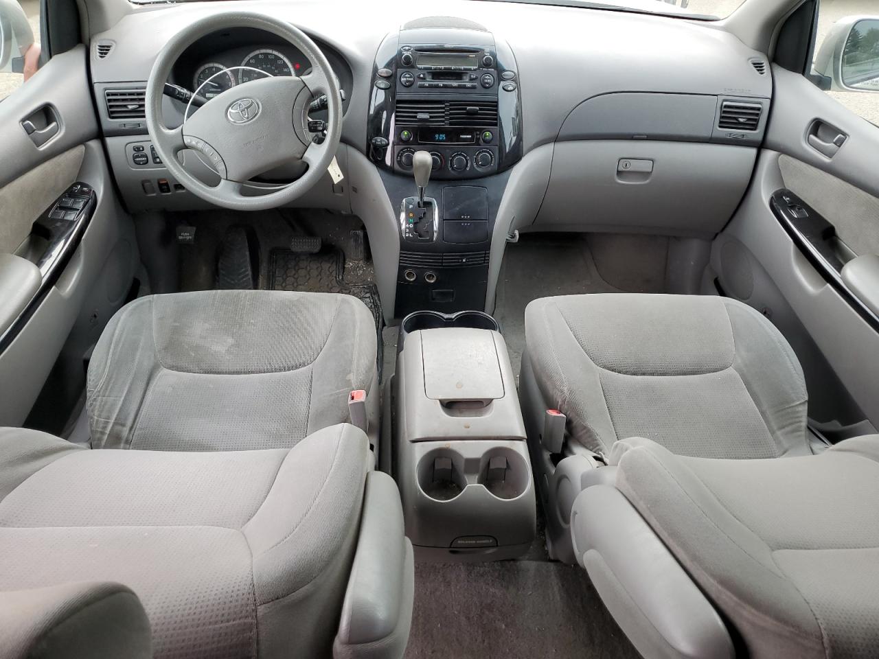 2004 Toyota Sienna Ce VIN: 5TDZA23C04S019012 Lot: 63911785