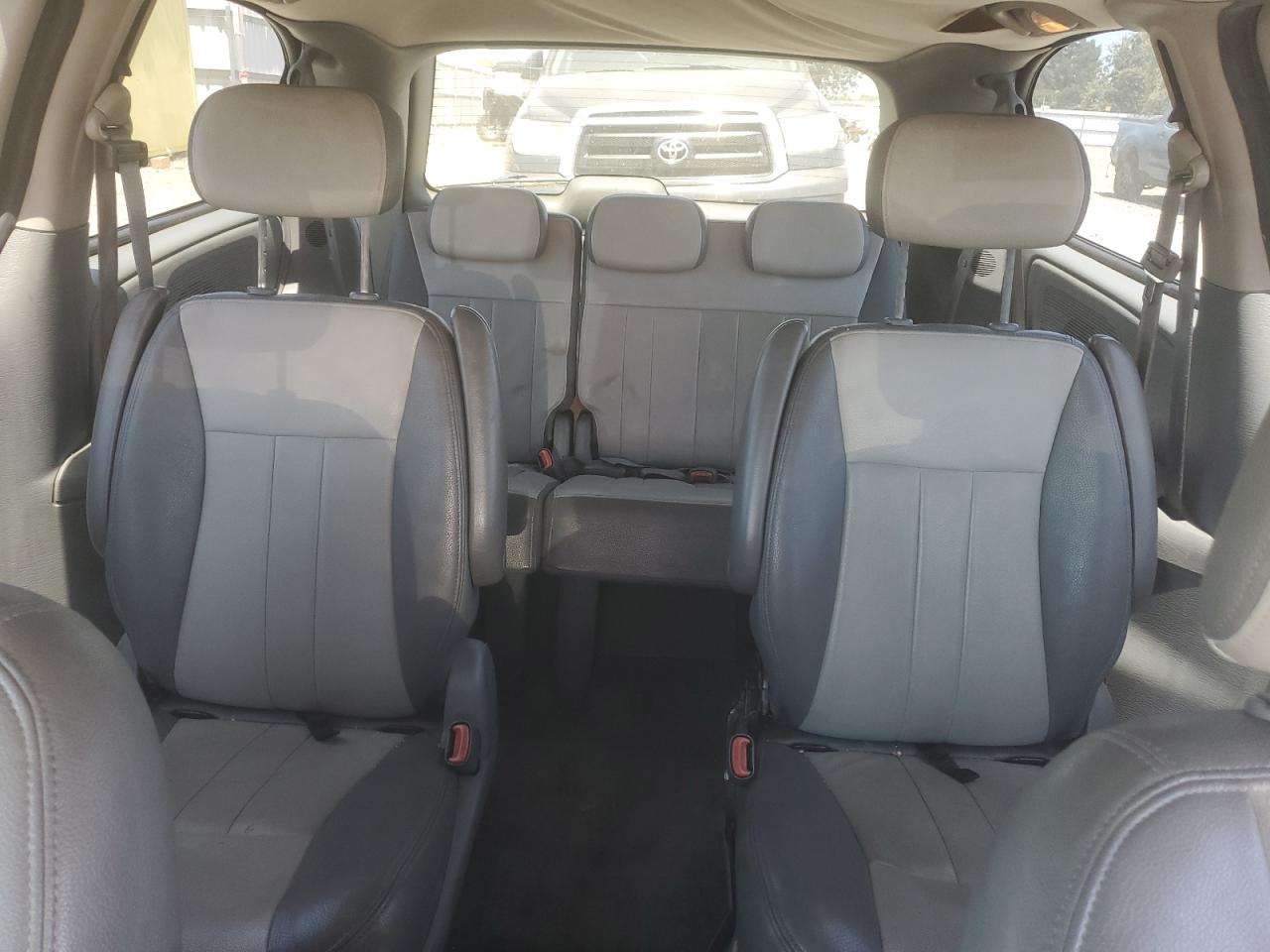 2006 Dodge Grand Caravan Sxt VIN: 2D4GP44L36R696893 Lot: 64791945