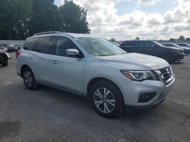  NISSAN PATHFINDER 2017 Srebrny