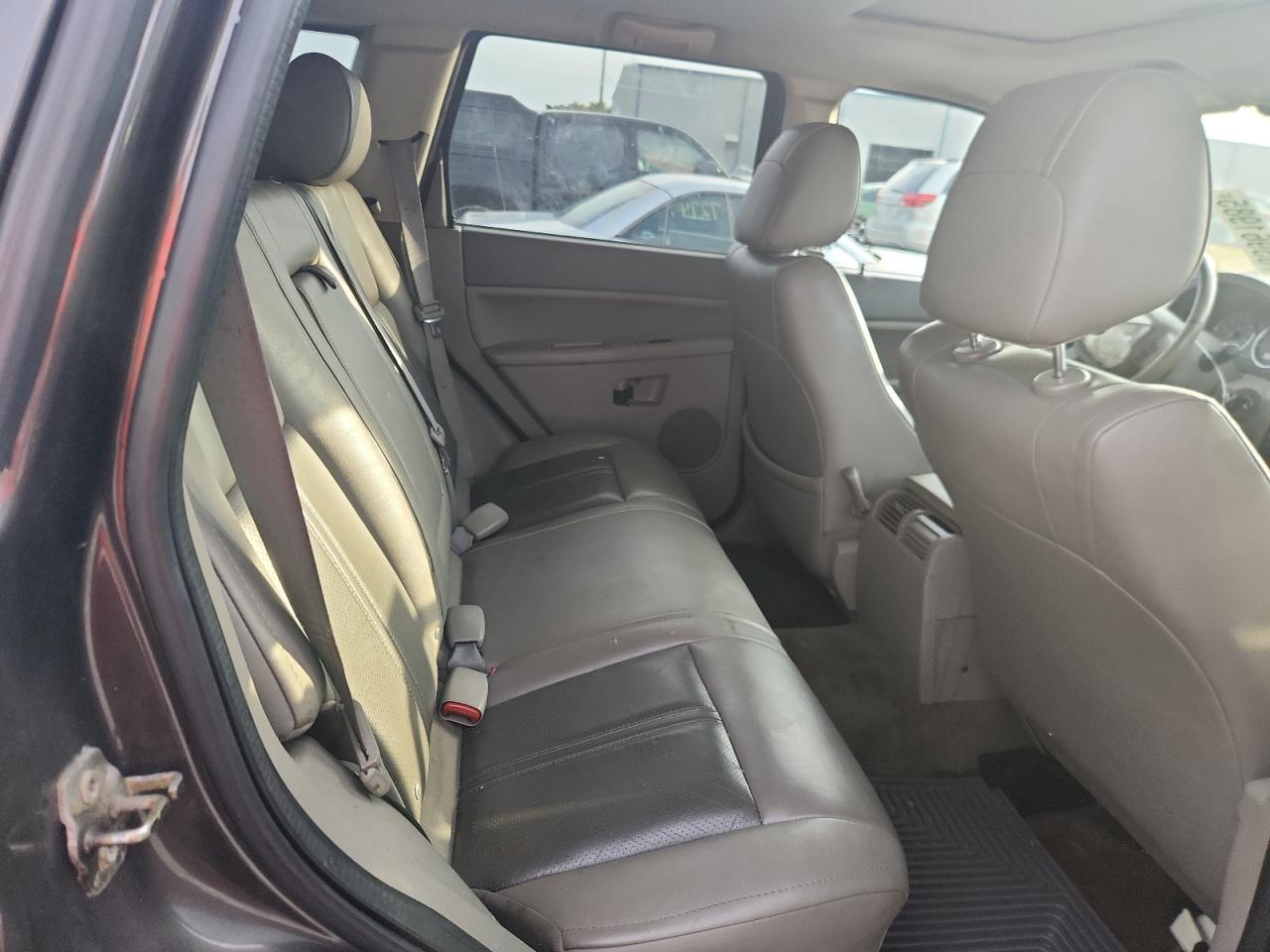 1j4hr58235c654101 1J4HR58235C654101 2005 Jeep Grand Cherokee Limited