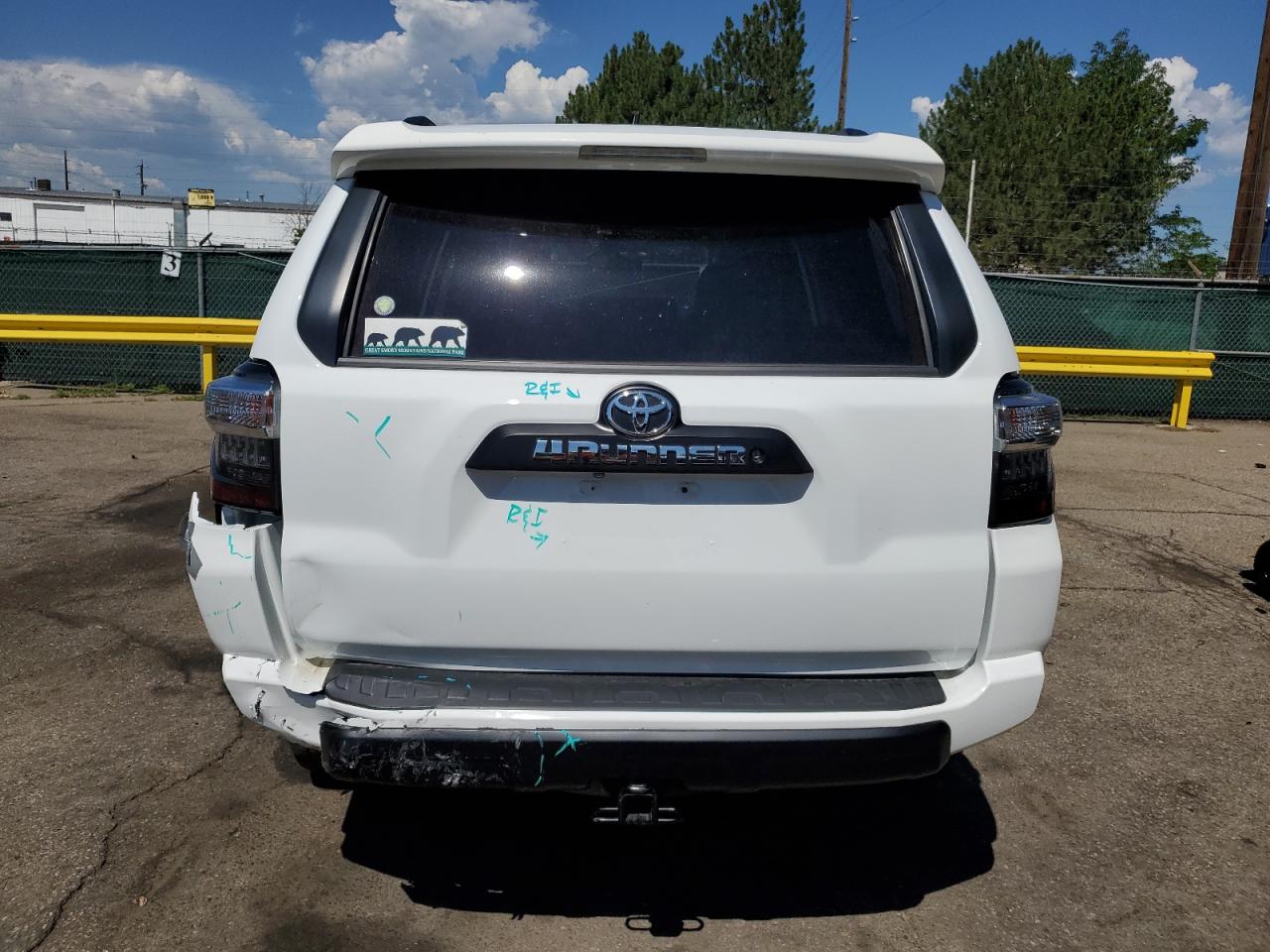 2018 Toyota 4Runner Sr5/Sr5 Premium VIN: JTEBU5JR7J5548651 Lot: 63501845