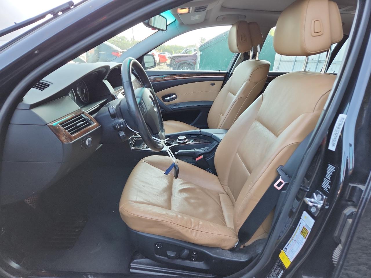 wbanv13508cz54307 WBANV13508CZ54307 2008 BMW 528 Xi
