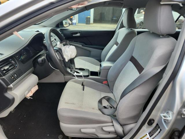  TOYOTA CAMRY 2012 Srebrny