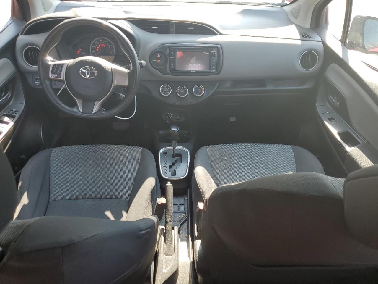 2015 Toyota Yaris VIN: VNKKTUD38FA033916 Lot: 65638585