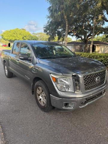  NISSAN TITAN 2017 Szary