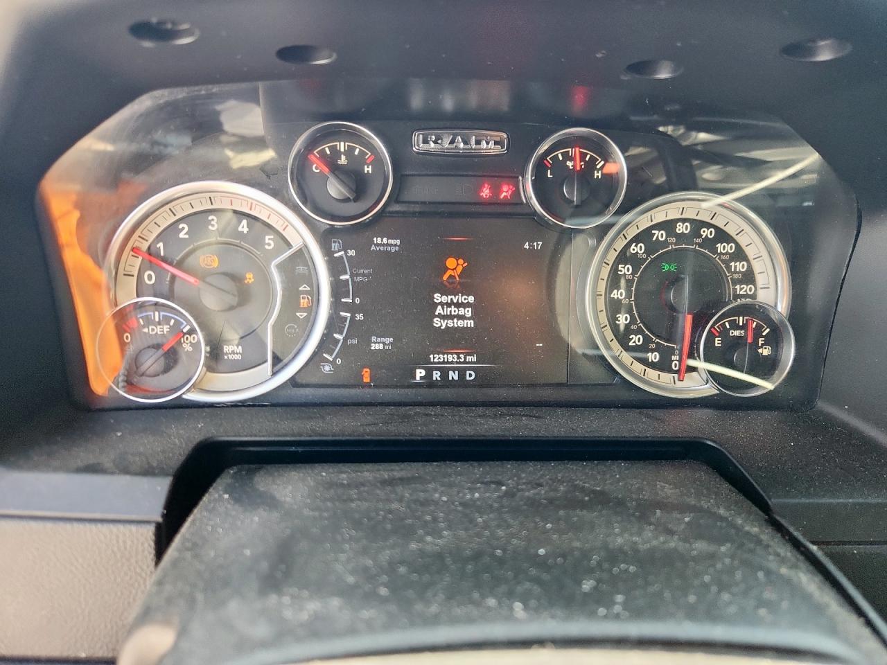 2018 Ram 2500 Laramie VIN: 3C6UR5FL3JG216631 Lot: 63998675