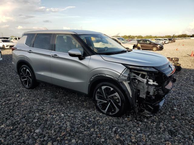  MITSUBISHI OUTLANDER 2024 Srebrny