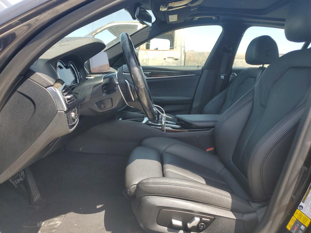 2019 BMW 530Xe VIN: WBAJB1C59KB376969 Lot: 64125575