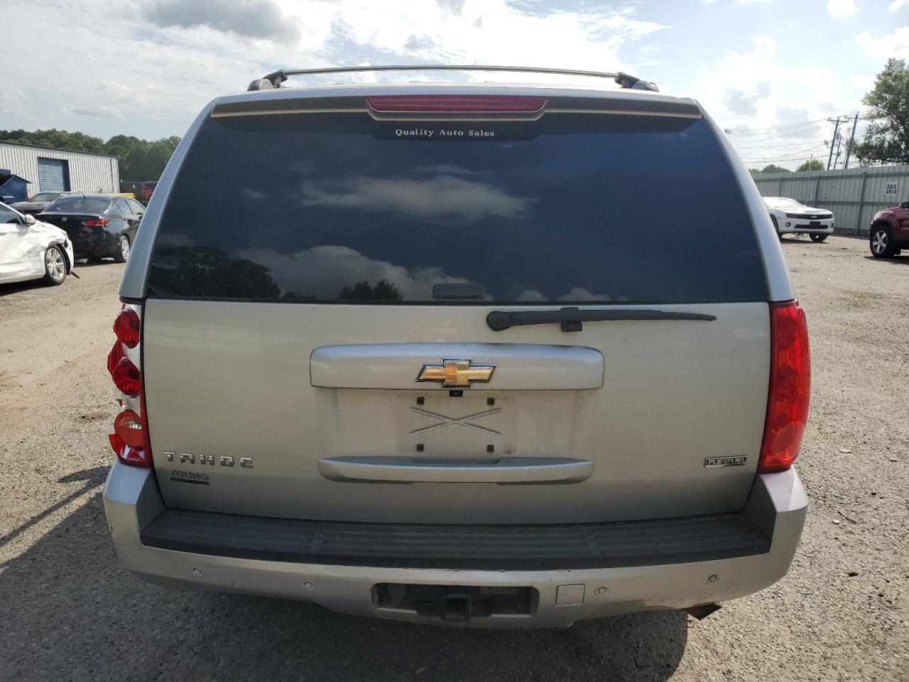 2010 Chevrolet Tahoe C1500 Lt VIN: 1GNMCBE31AR218881 Lot: 64097895