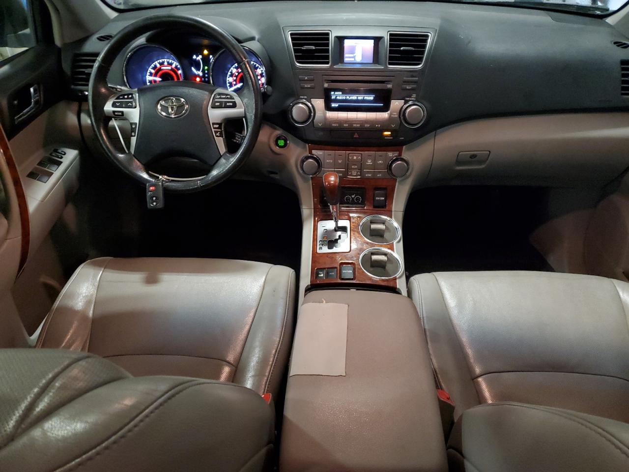 5TDDK3EH6CS102240 2012 Toyota Highlander Limited