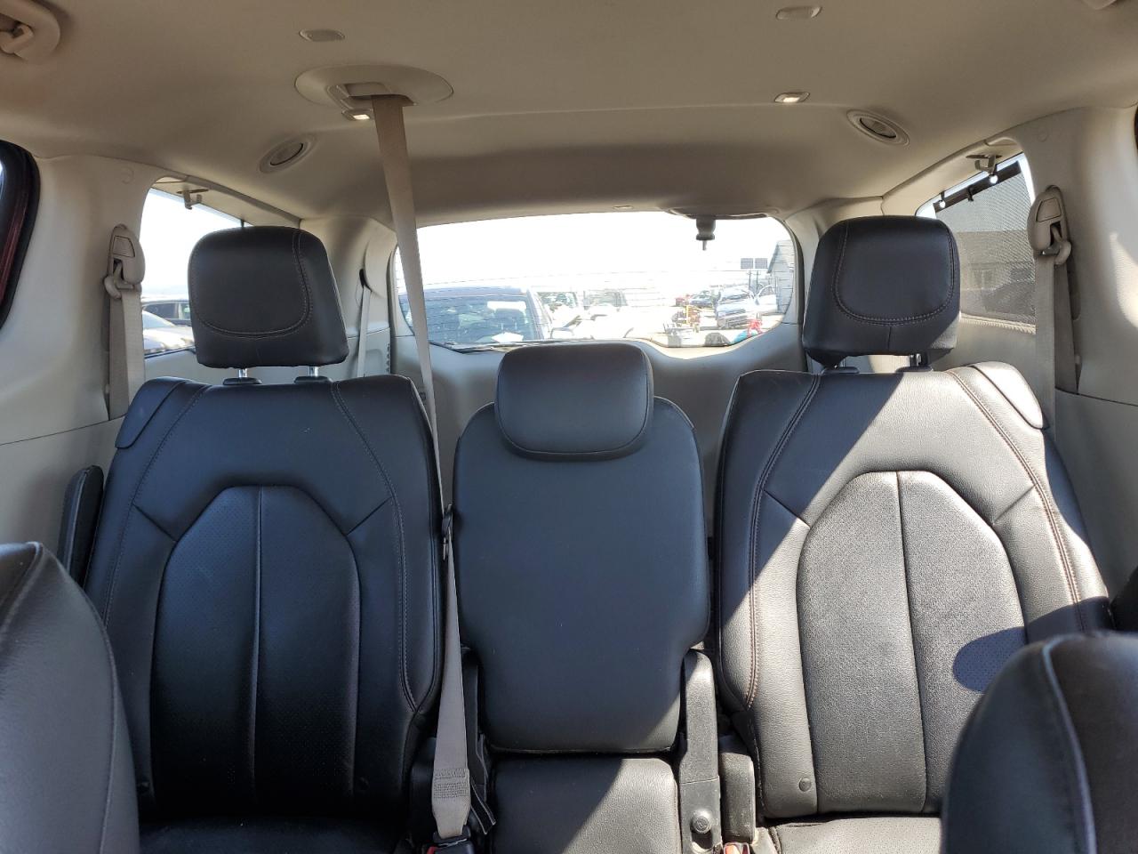 2020 Chrysler Pacifica Touring L VIN: 2C4RC1BG5LR141378 Lot: 65242255