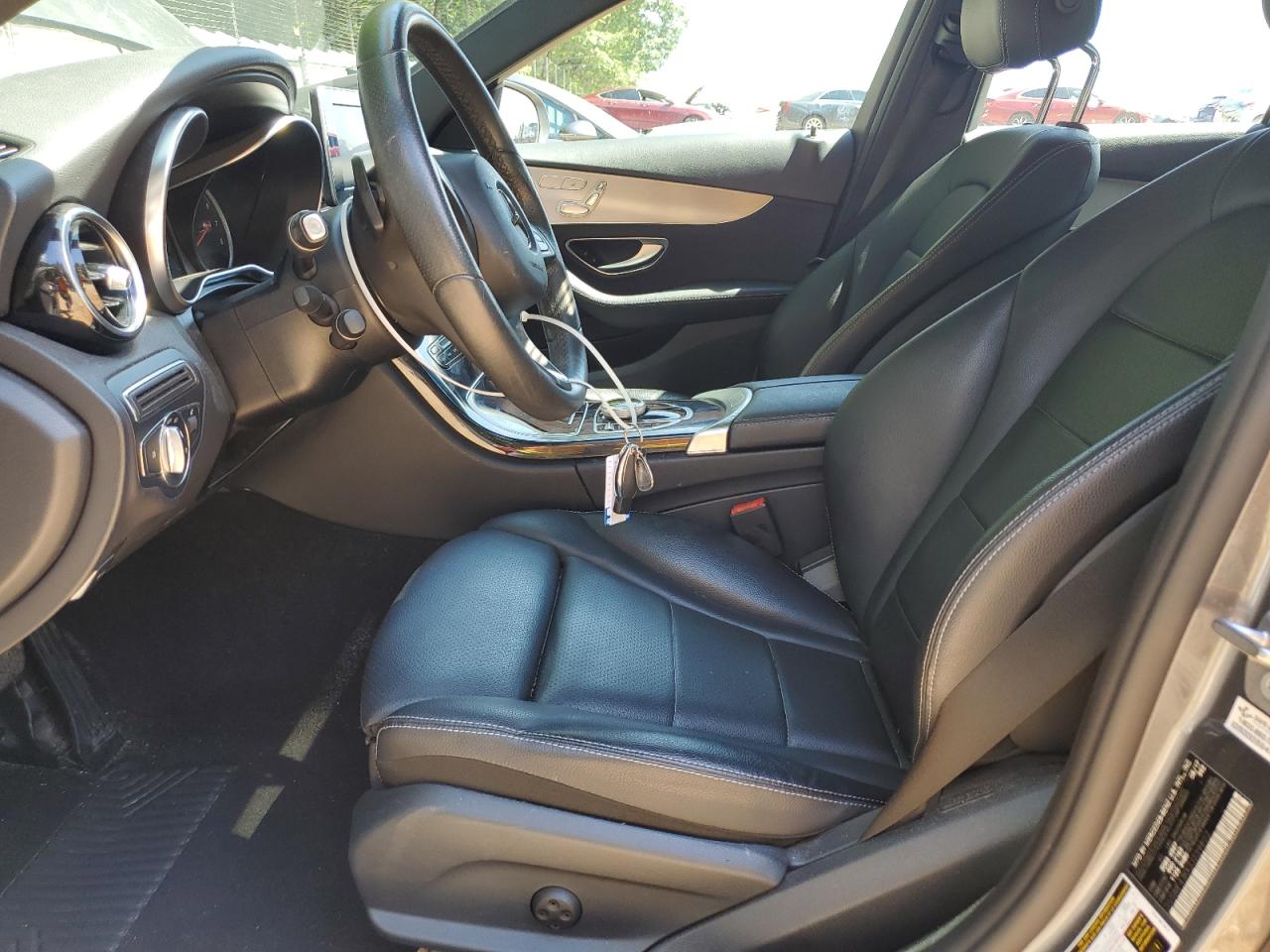 2018 Mercedes-Benz C 300 VIN: 55SWF4JBXJU239802 Lot: 63300465
